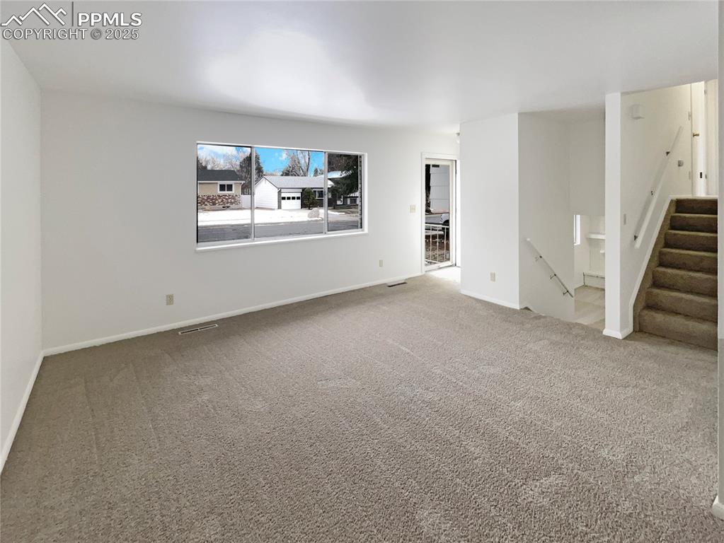 Image 3 of 20: No Description Available