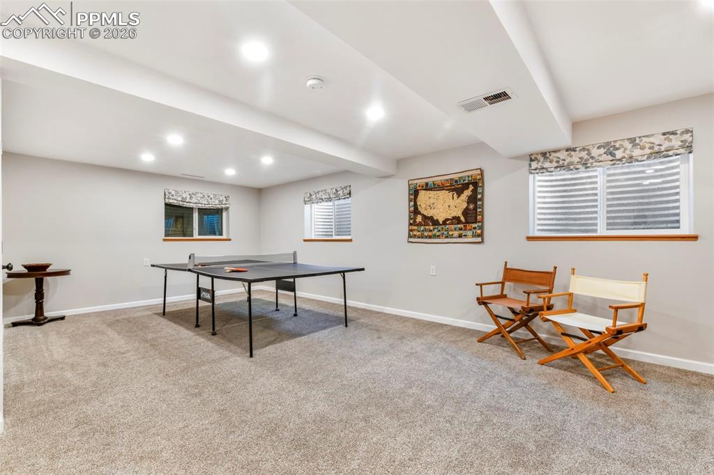 Image 27 of 50: Family Room