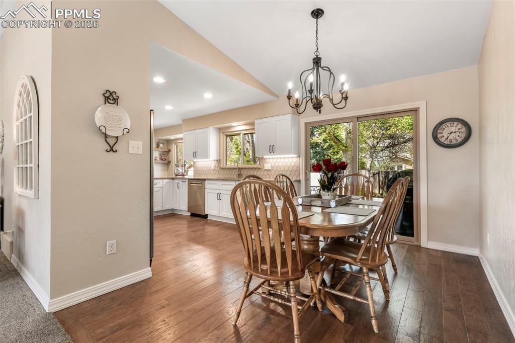 Image 7 of 50: Floor Plan