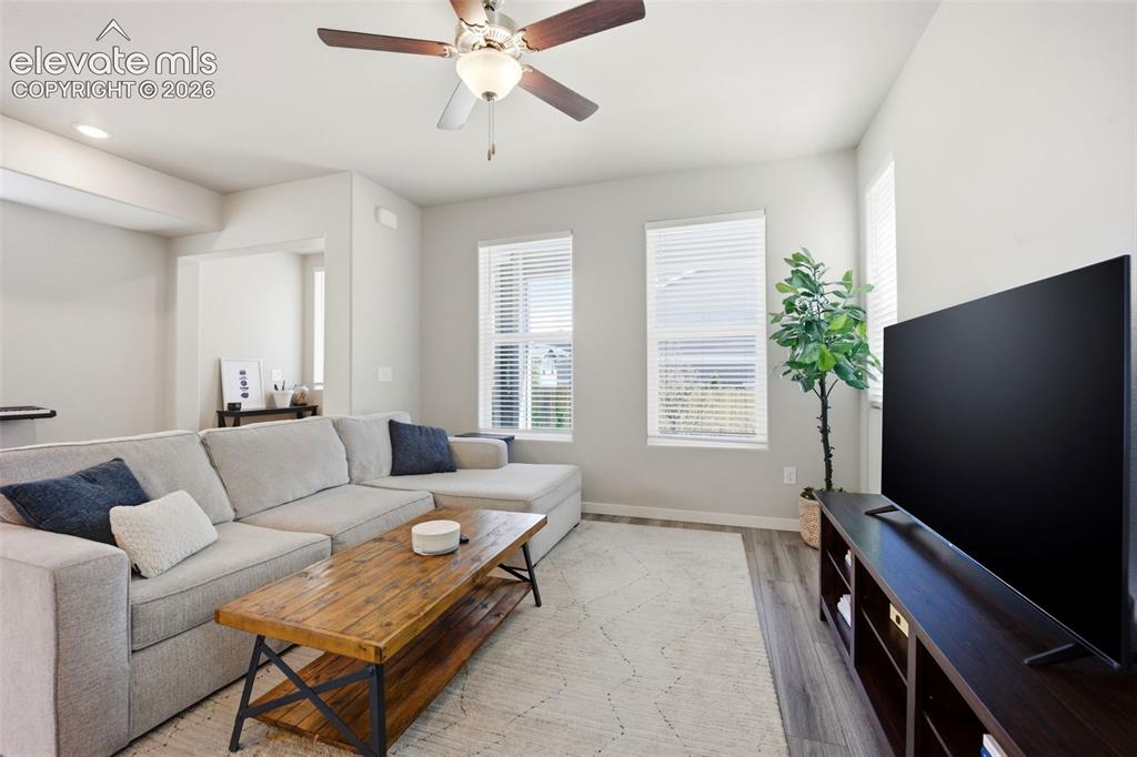 Image 10 of 50: Living Room