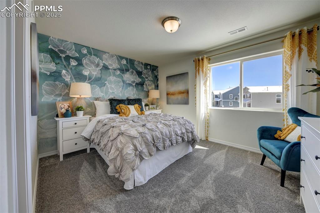 Image 17 of 20: Photos of previously built model. Some options will vary