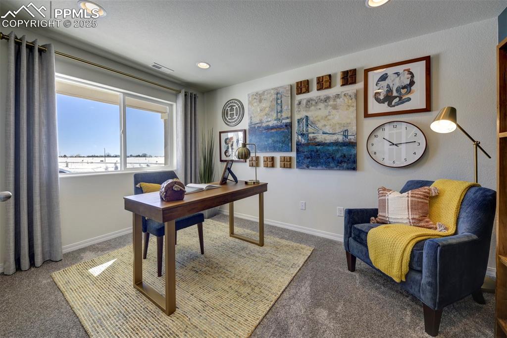 Image 2 of 20: Photos of previously built model. Some options will vary