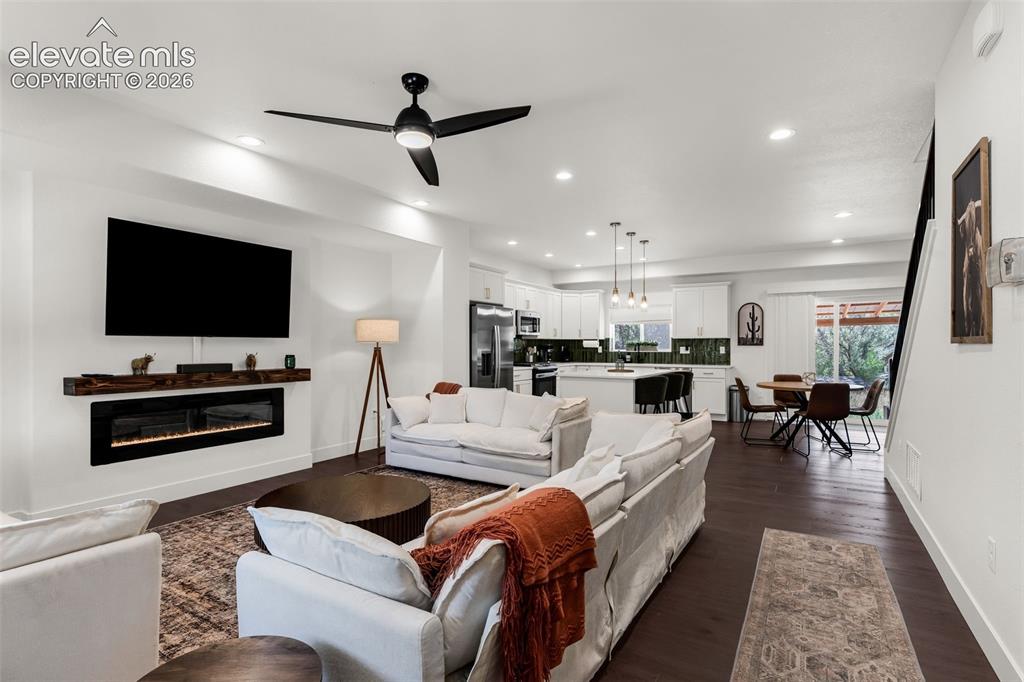 Image 8 of 48: Living Room