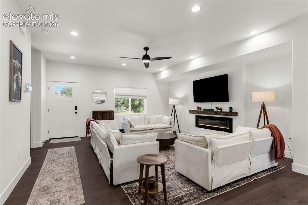Image 9 of 48: Living Room