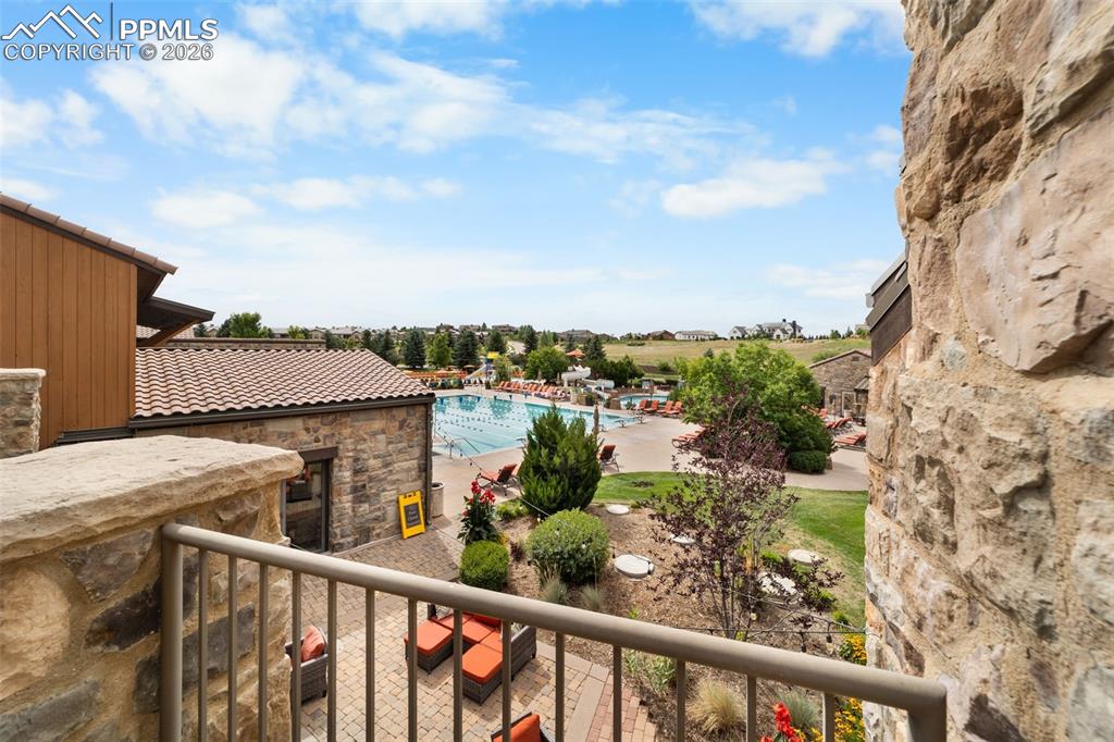 Image 43 of 50: Balcony