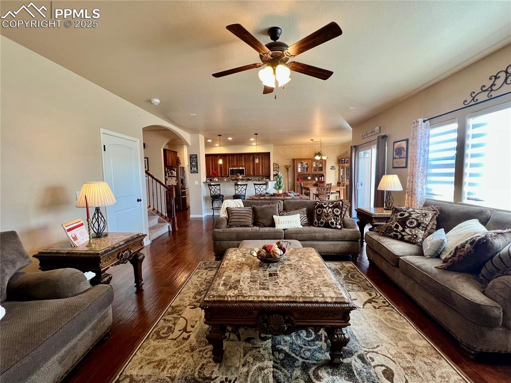 Image 15 of 37: Living Room