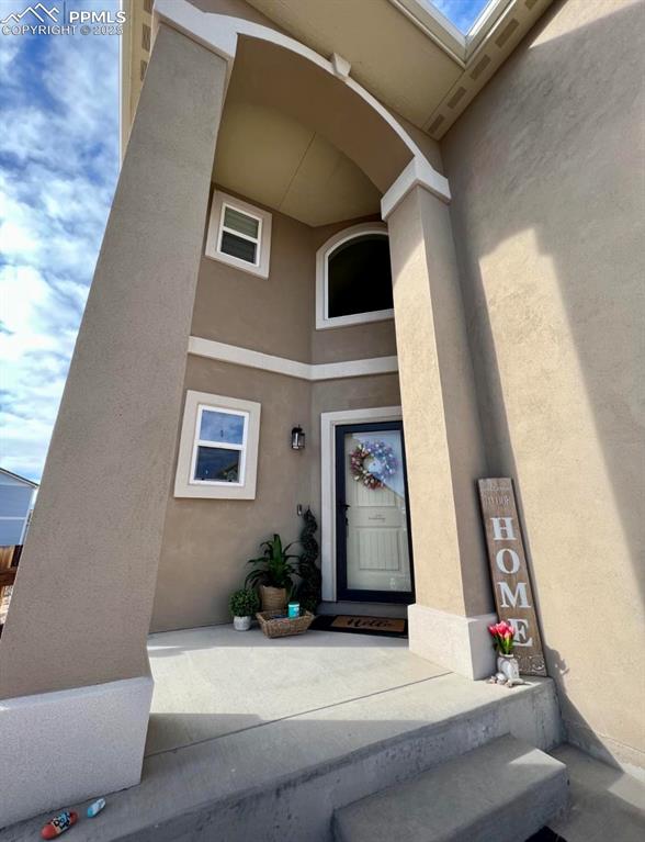 Image 2 of 37: Entry