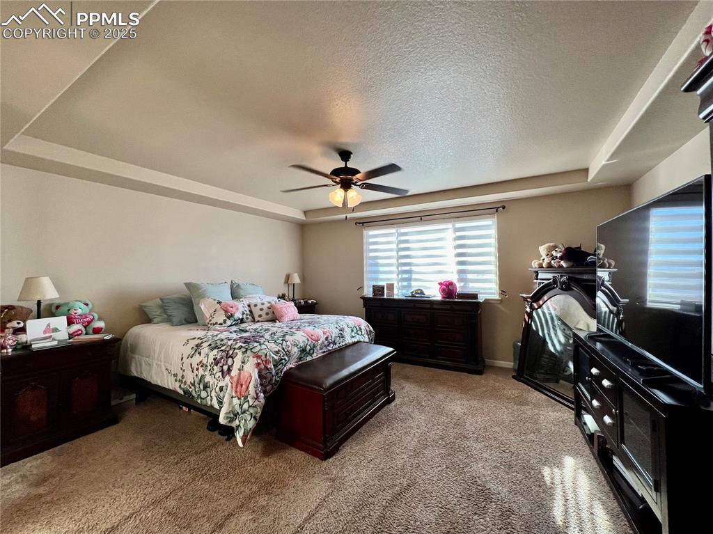 Image 20 of 37: Bedroom