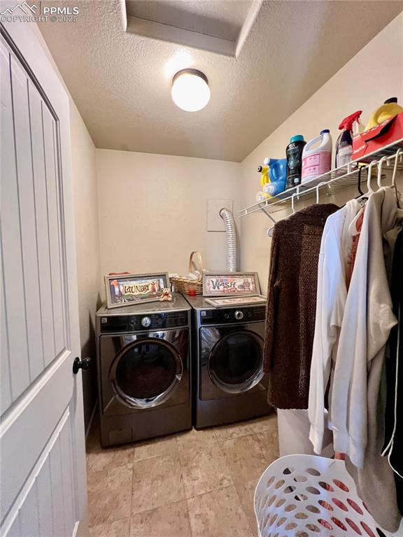 Image 25 of 37: Laundry