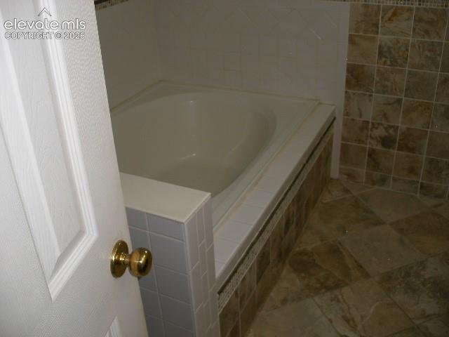 Image 11 of 37: Bathroom