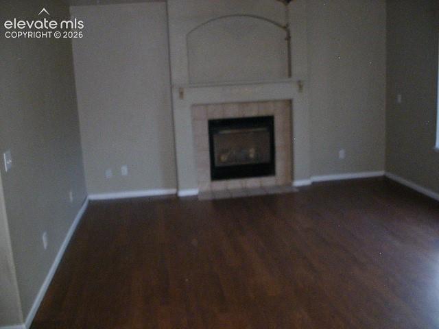 Image 30 of 37: Living Room
