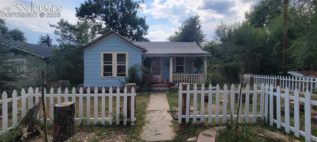 Image 2 of 29: Front of Structure