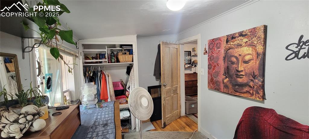 Image 5 of 29: Bedroom