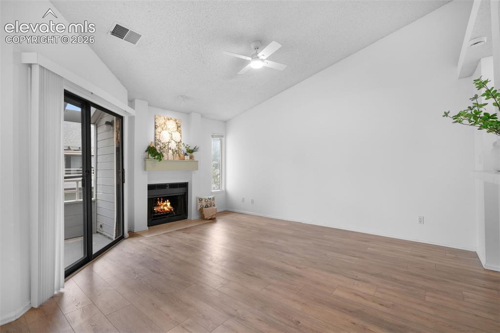 Image 8 of 35: Living Room