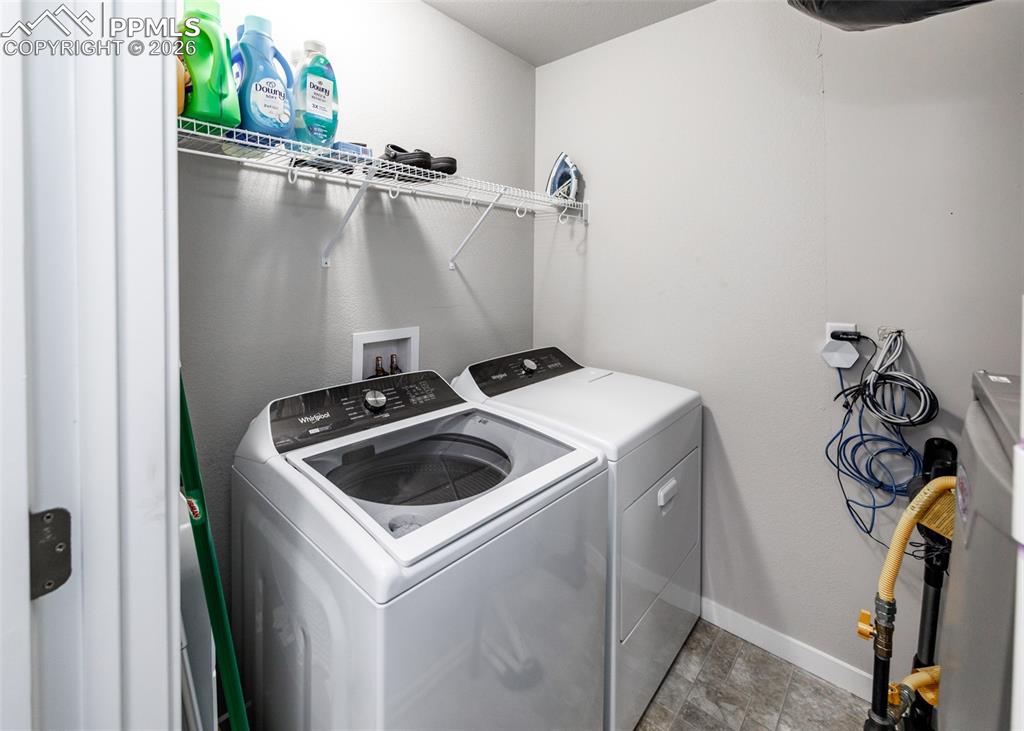 Image 26 of 26: Laundry