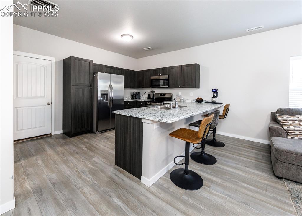 Image 8 of 26: Kitchen