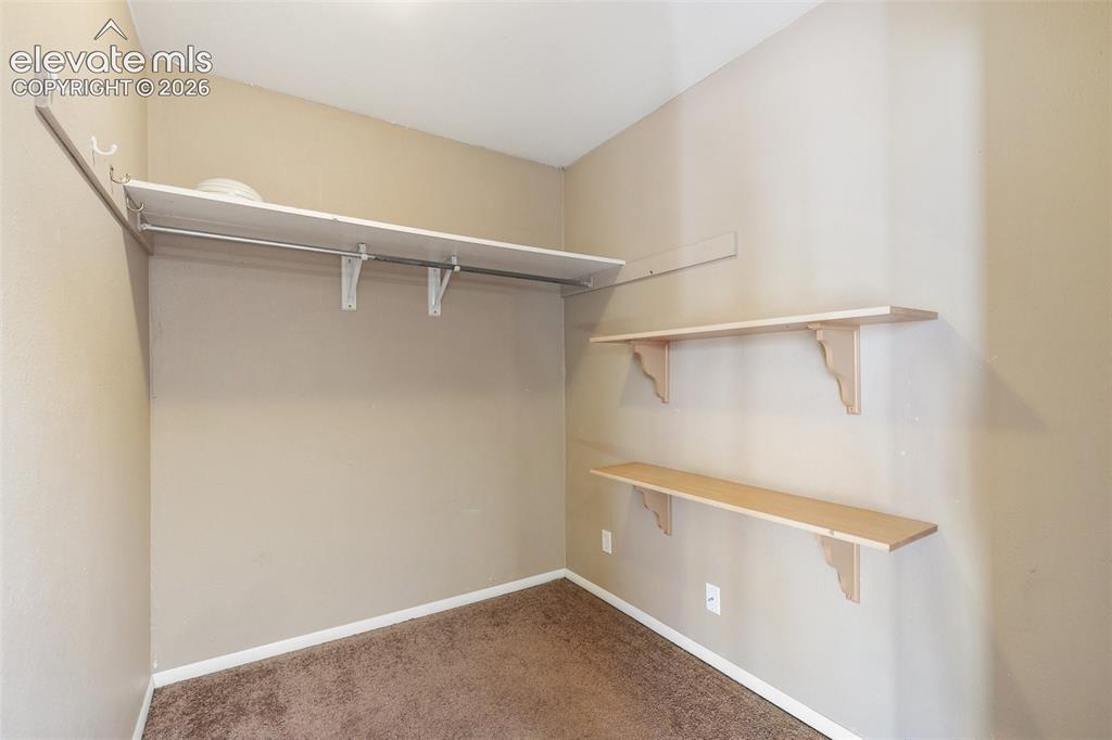 Image 18 of 29: Closet