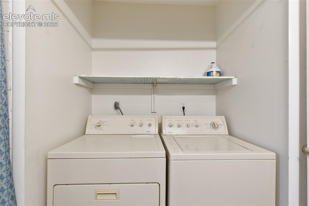 Image 26 of 29: Laundry
