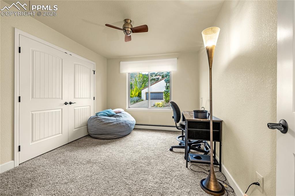 Image 12 of 35: Office