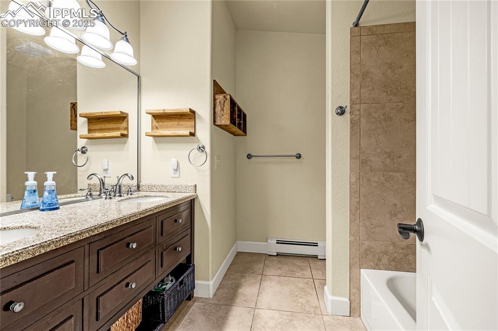 Image 13 of 35: Bathroom