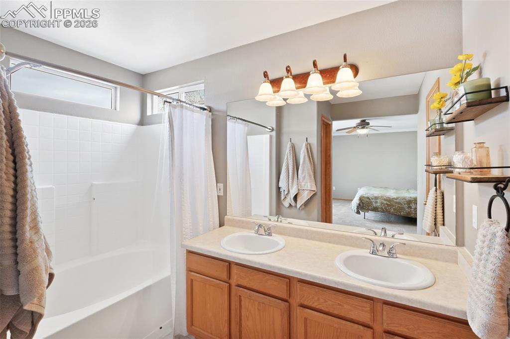 Image 25 of 36: Master Bathroom