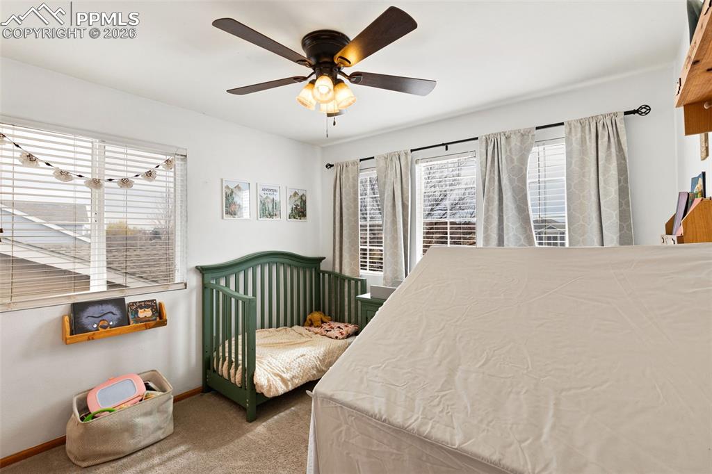 Image 27 of 36: Bedroom