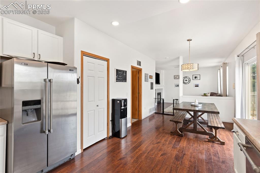 Image 9 of 36: Kitchen