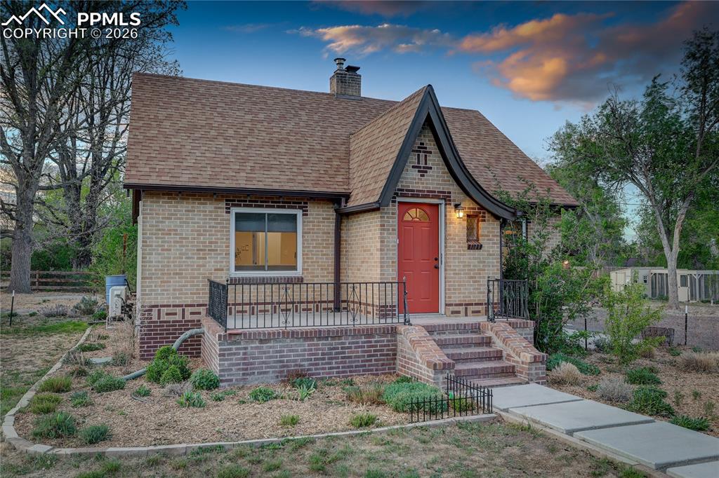 Image 3 of 49: Front of Structure