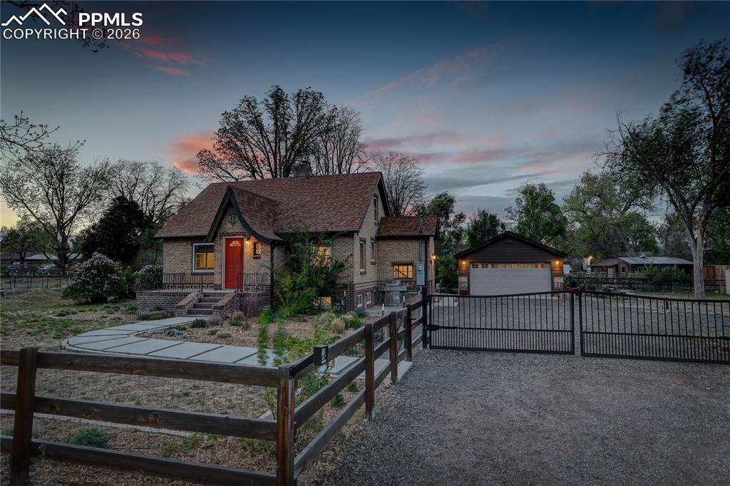 Image 4 of 49: Front of Structure