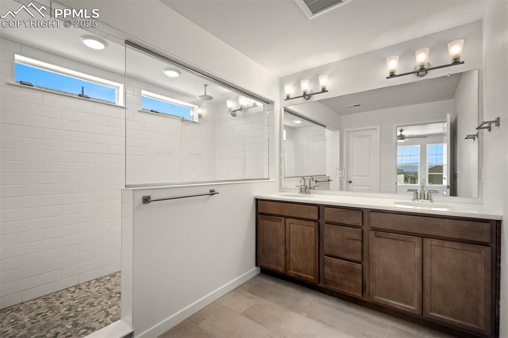 Image 17 of 32: Master Bathroom
