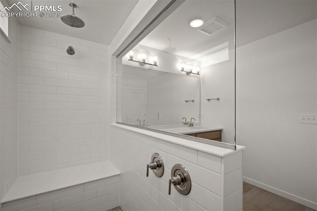 Image 18 of 32: Master Bathroom