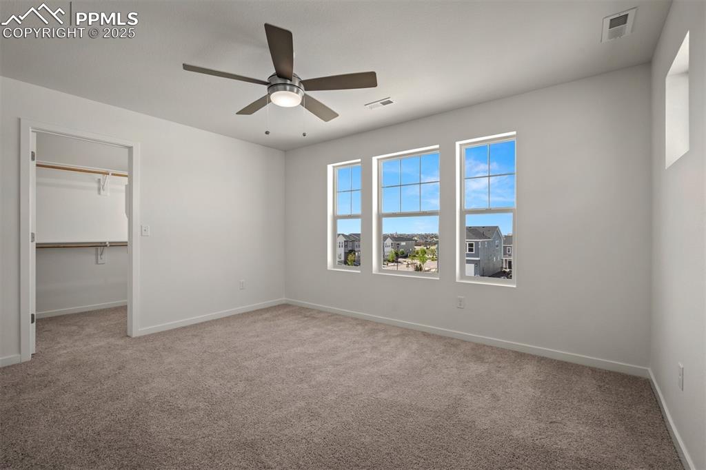 Image 19 of 32: Master Bedroom