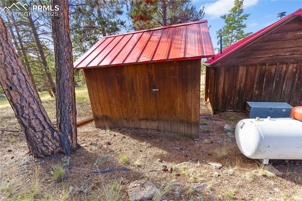 Image 14 of 23: 12 x 12 Storage Shed