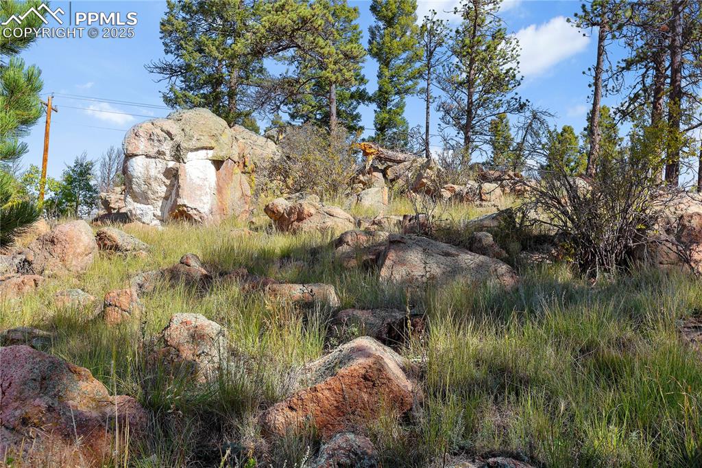 Image 16 of 23: Rock Outcroppings