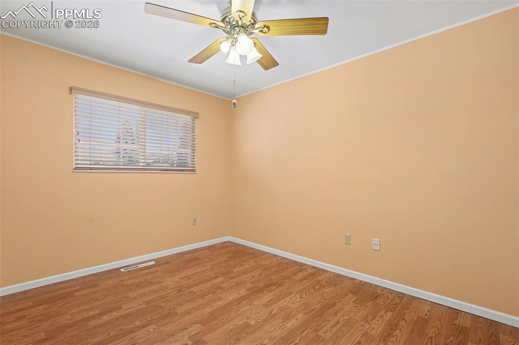 Image 15 of 35: Bedroom #2