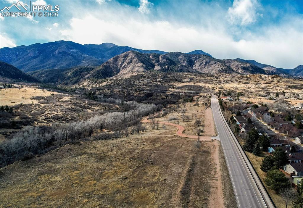 Image 25 of 30: View