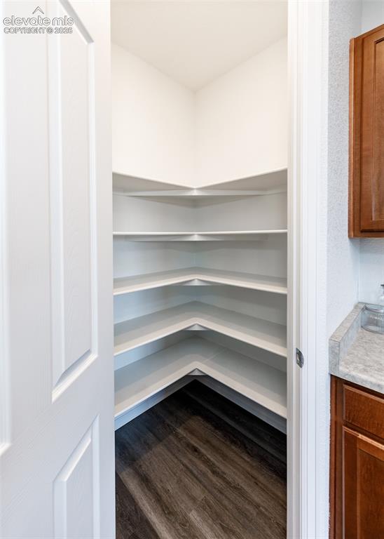 Image 16 of 40: Pantry