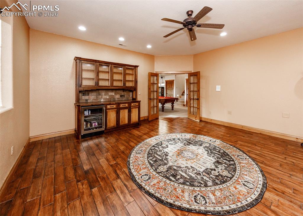 Image 24 of 49: Flex Space - Office, Dry Bar