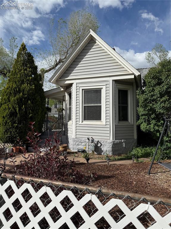 Image 2 of 19: View of side of home