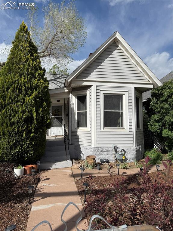 Image 3 of 19: View of front facade
