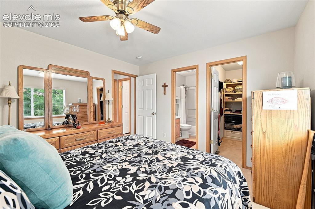 Image 15 of 48: Bedroom