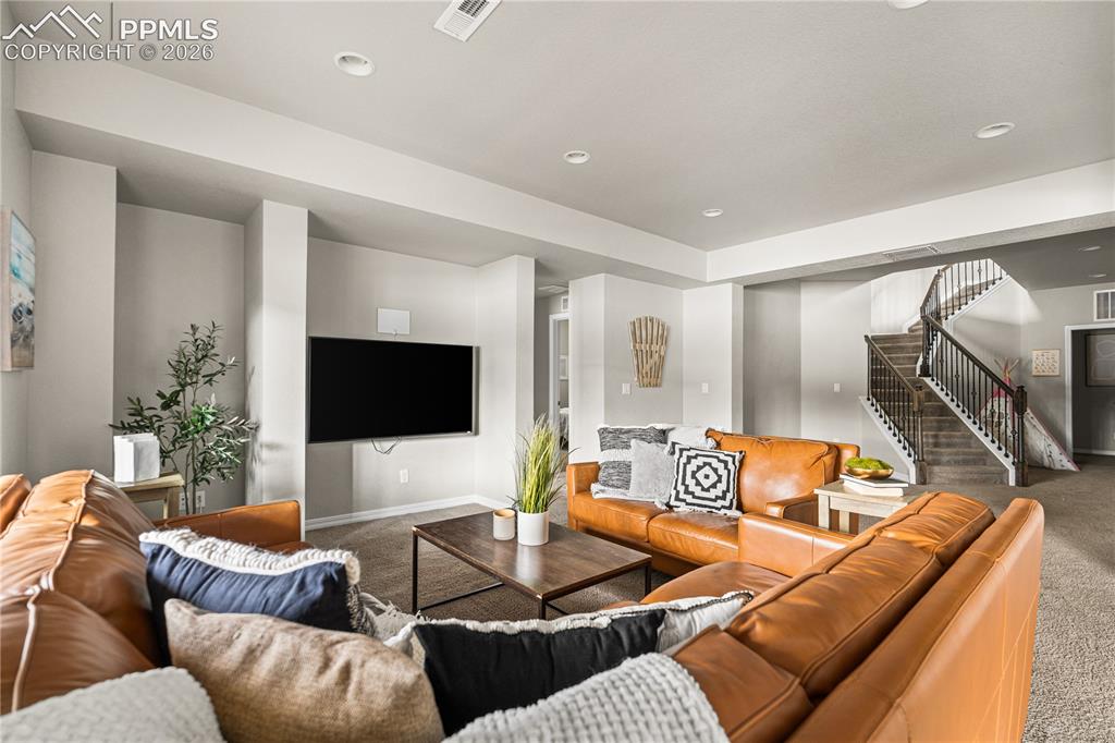 Image 15 of 36: Living Room