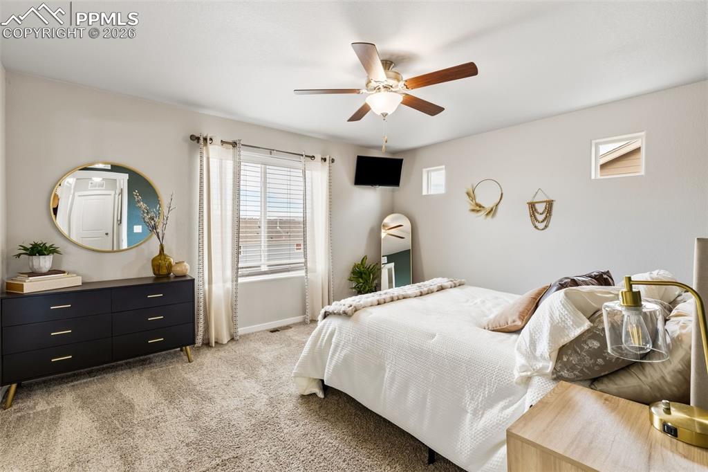 Image 13 of 41: Primary bedroom