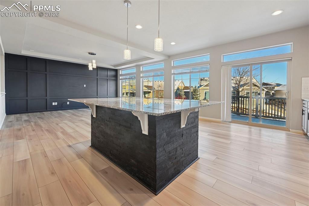 Image 12 of 49: Kitchen