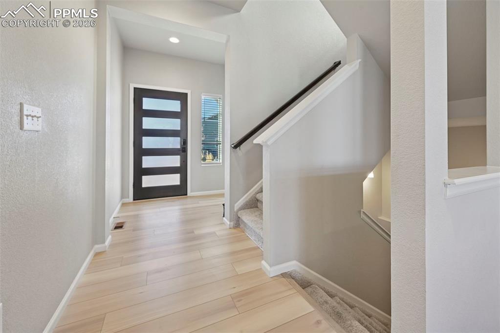 Image 3 of 49: Entry