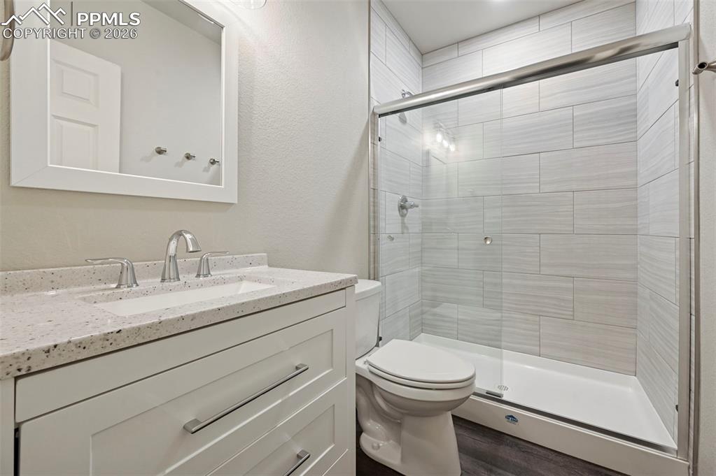 Image 43 of 49: Bathroom