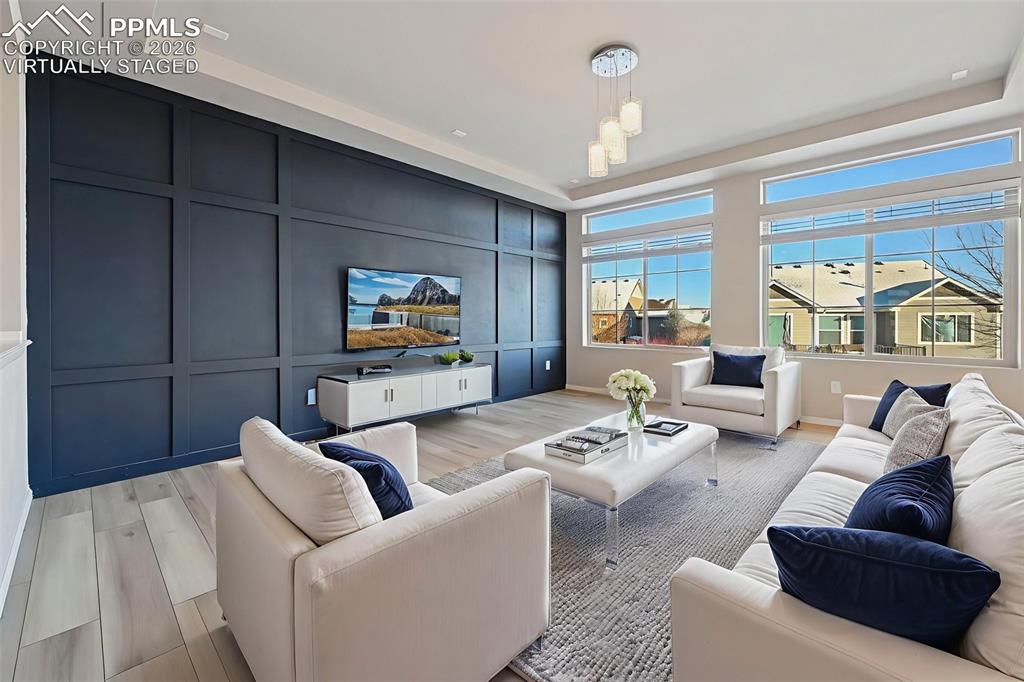 Image 8 of 49: Virtually Staged