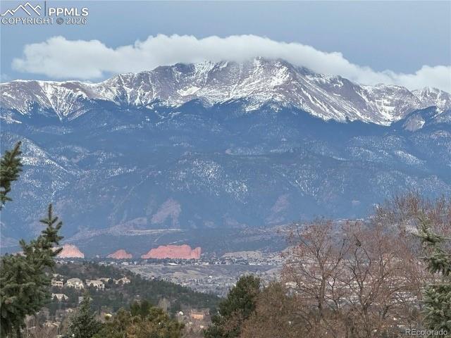 Image 32 of 32: Stunning views from the upper deck.