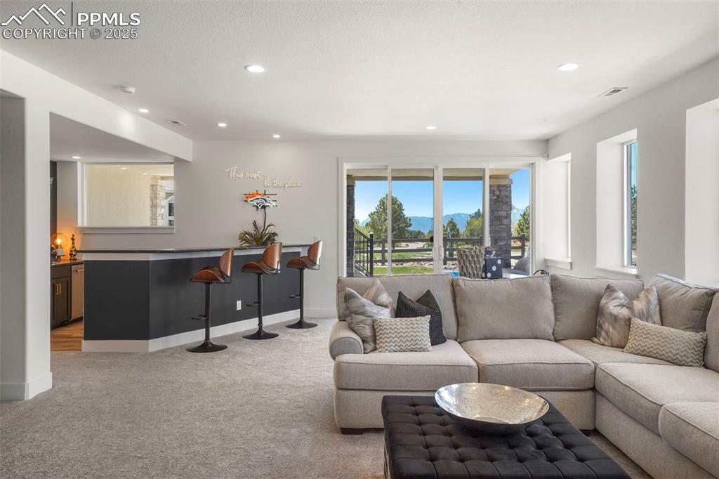 Image 34 of 50: Exercise Room