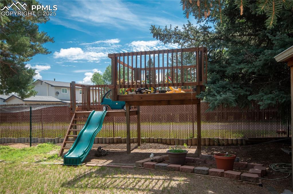 Image 36 of 42: View of jungle gym